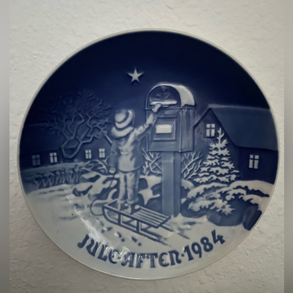 Vintage Bing & Grondahl Copenhagen 1984 Christmas Porcelain Plate